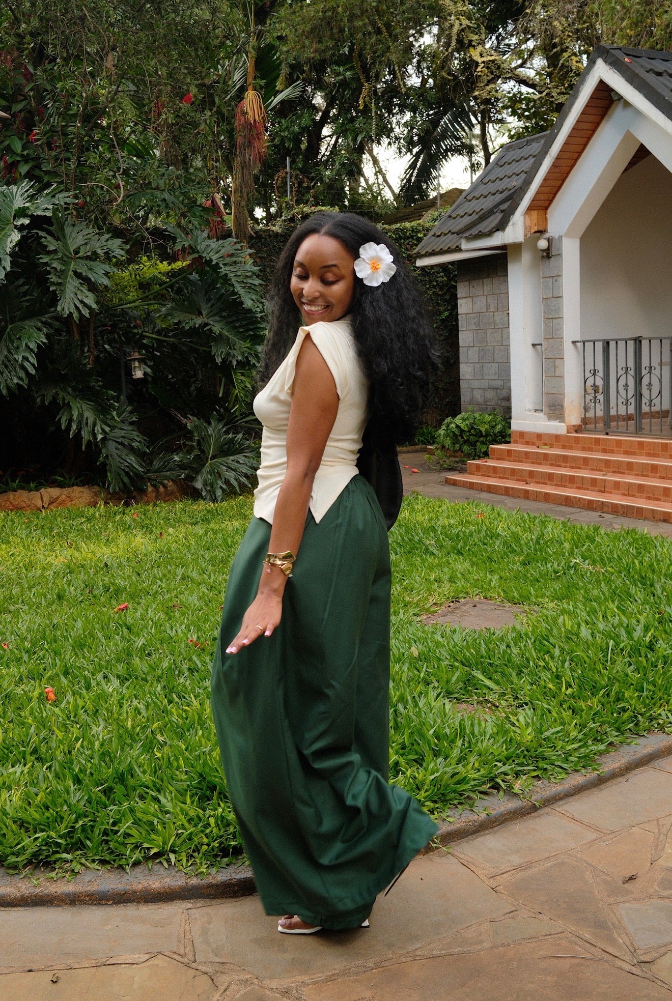 The Kira Pleated Pants : Jungle Green