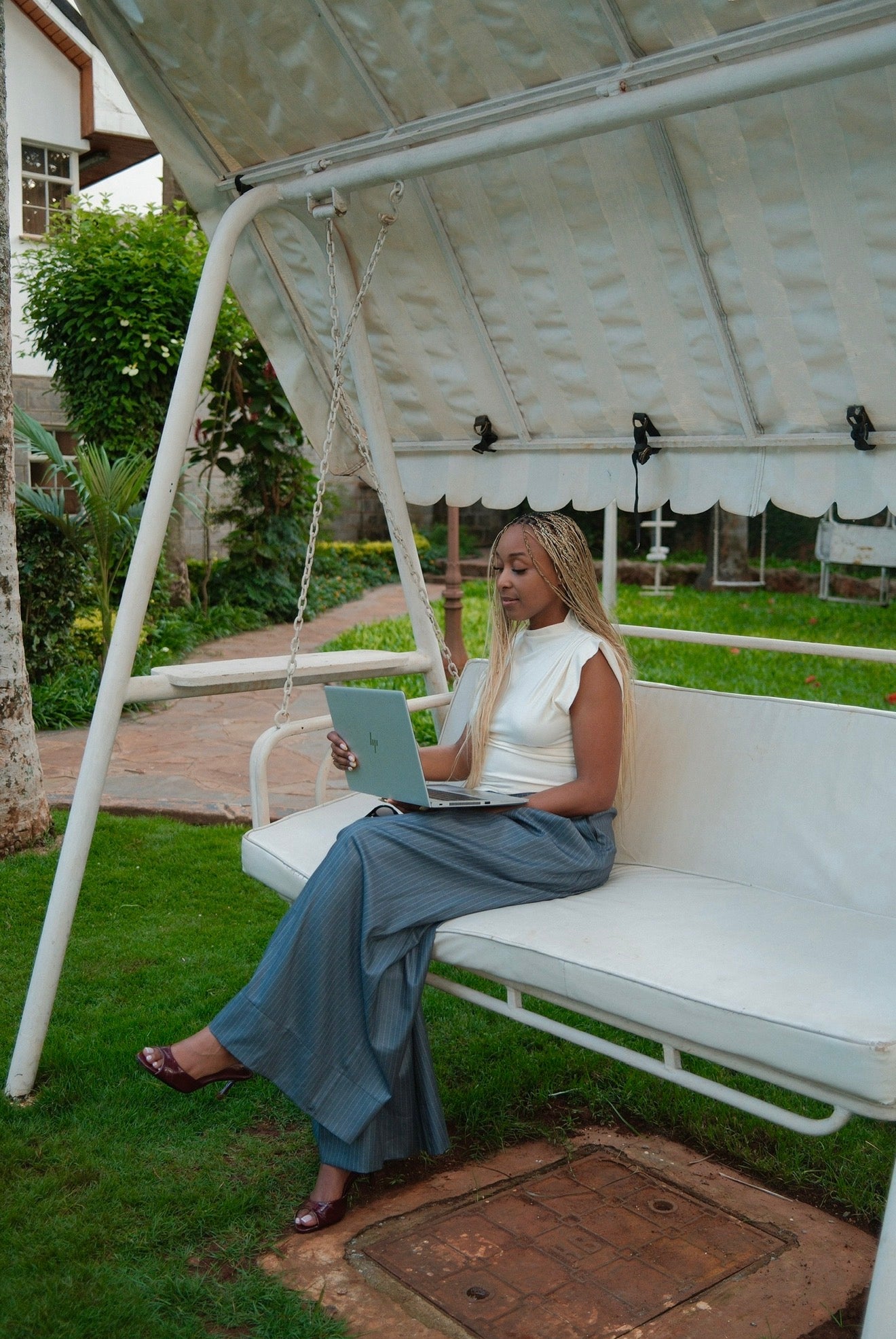 The Kira Pleated Pants : Striped Grey