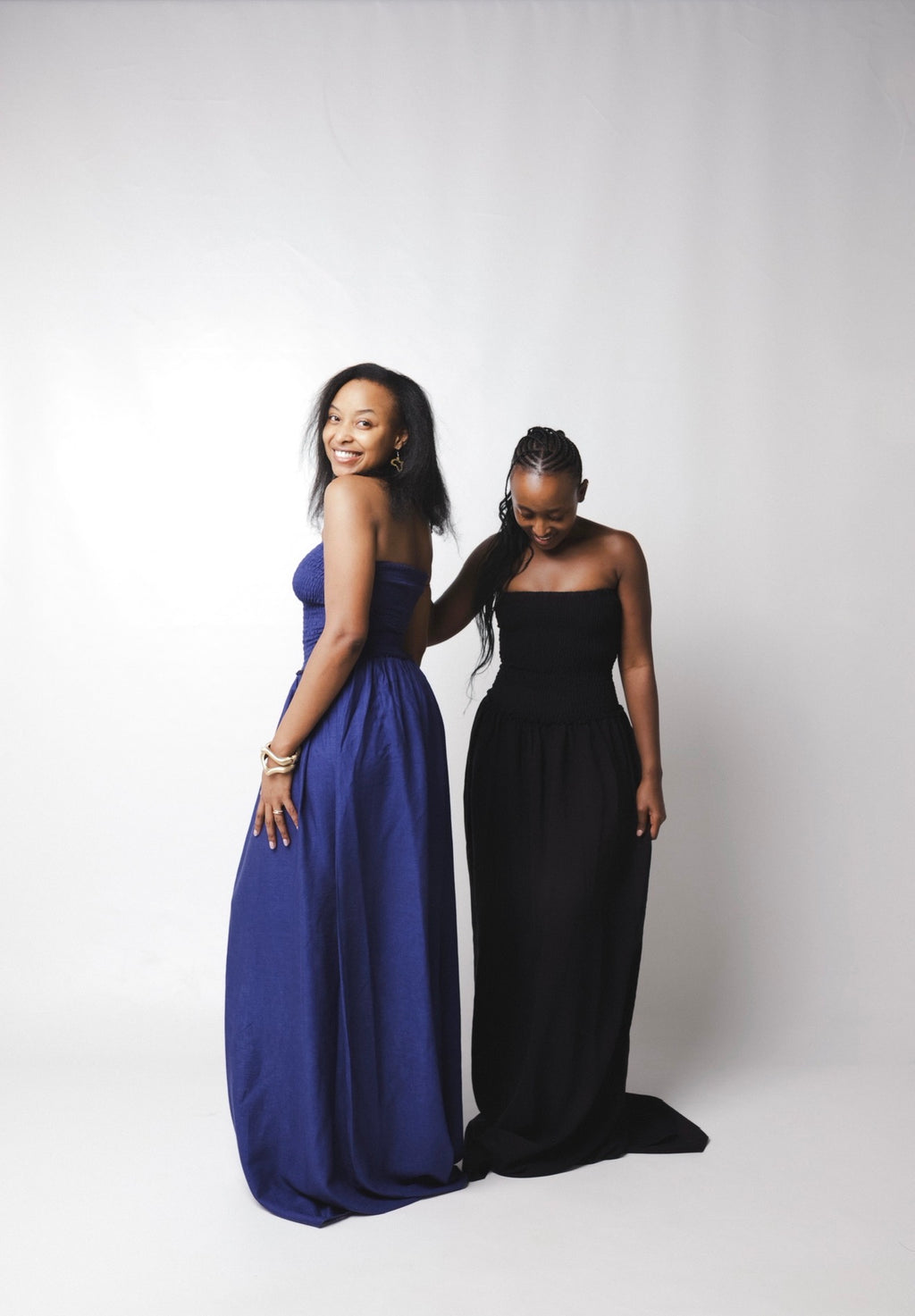 The Solara Linen Maxi Dress : Black