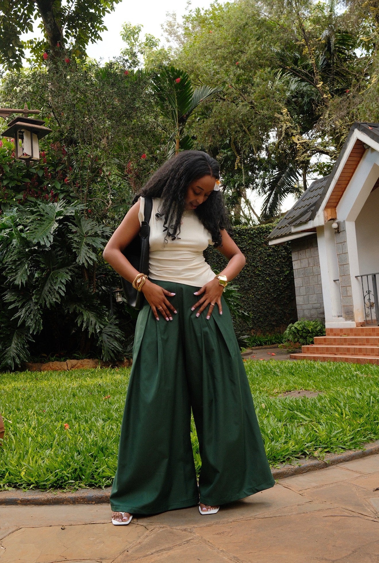 The Kira Pleated Pants : Jungle Green