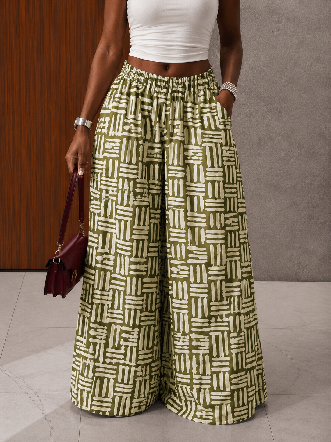 The nuru pants : Dark green tribal