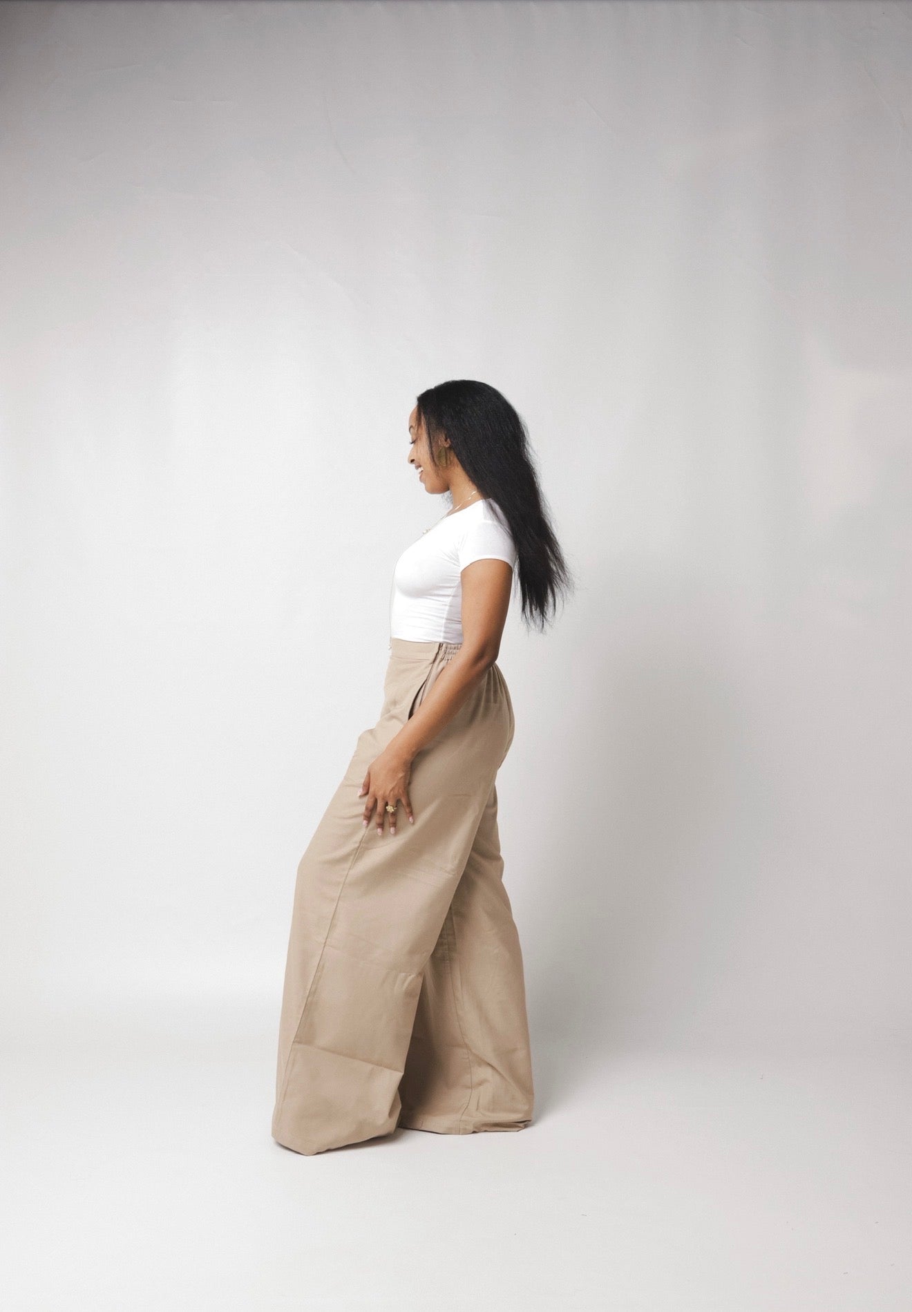 The Slate Pleated Pants : Beige