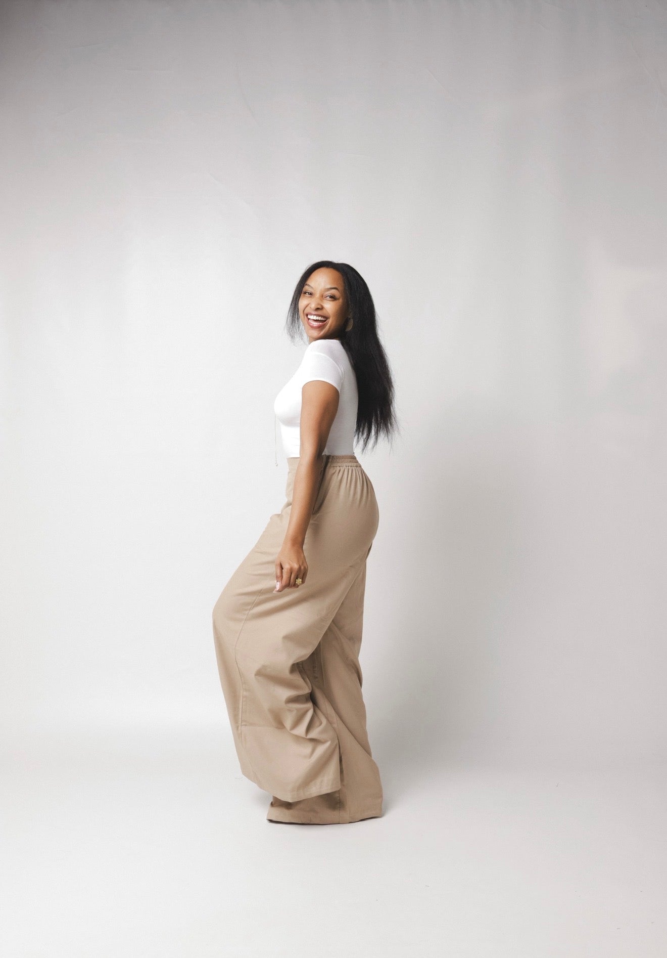 The Slate Pleated Pants : Beige