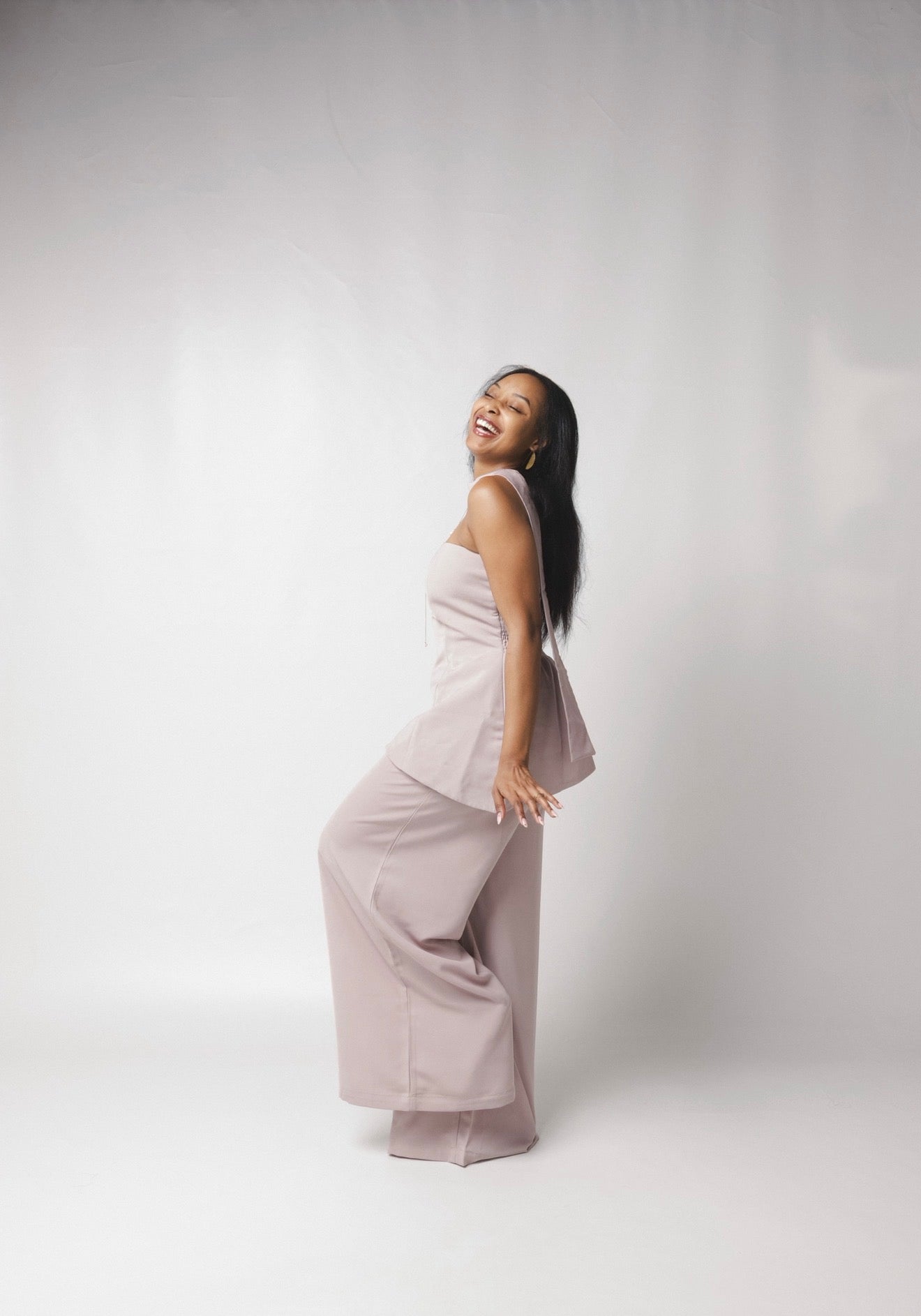 The Asymmetrical 3-piece Set : Beige