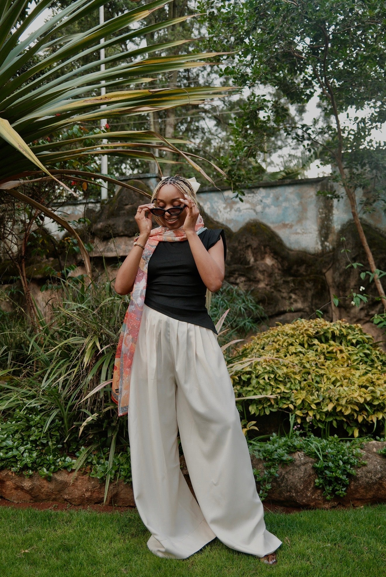 The Kim Linen pleated pants : Off White